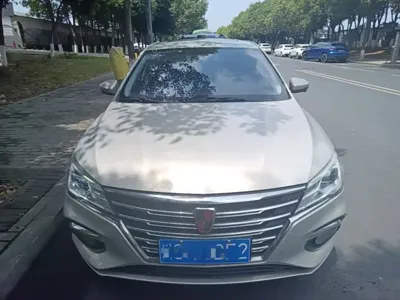 Roewe i5