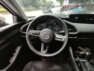 Mazda 3 Axela
