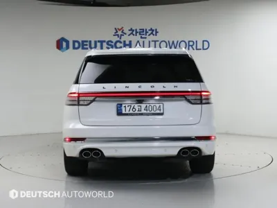 Lincoln Aviator