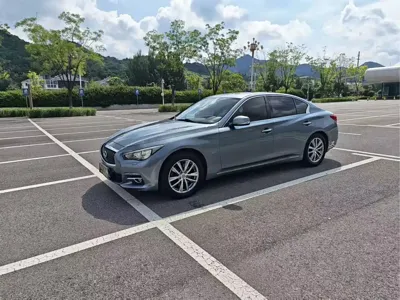 Infiniti Q50L