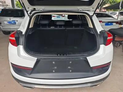 Geely Emgrand GS