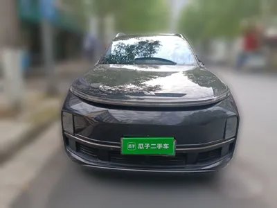 Li Auto L8