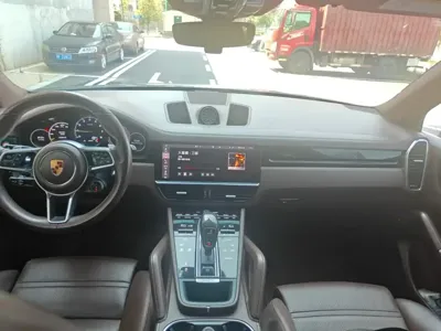 Porsche Cayenne Hybrid