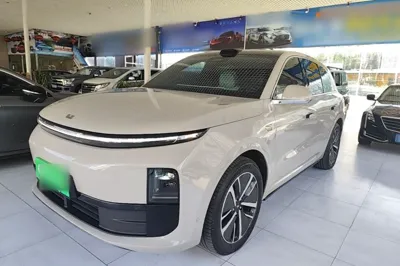 Li Auto L6