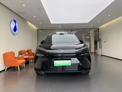 BYD 唐L