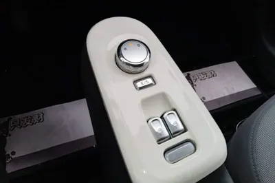 CHANGAN NEVO Lumin