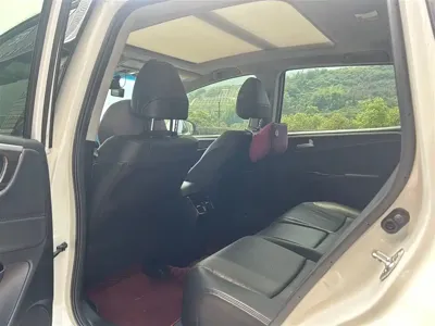 Honda Jade