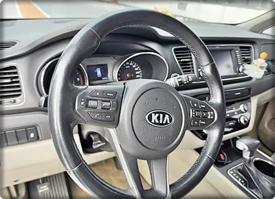 Kia Canival