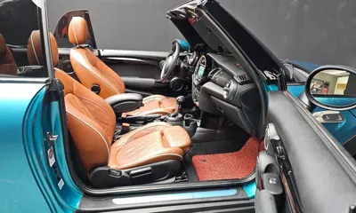 MINI Cooper Convertible