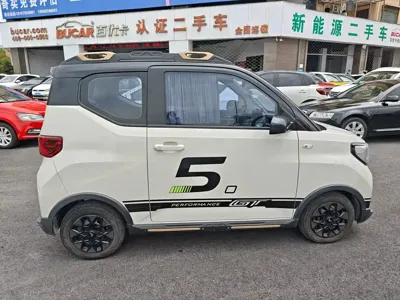 Wuling MINIEV