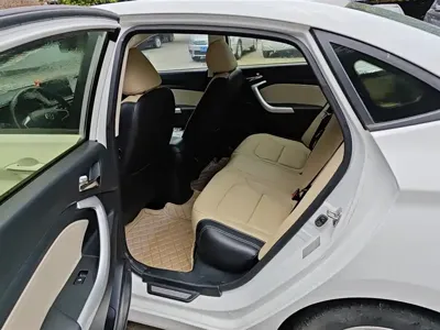Changan V7