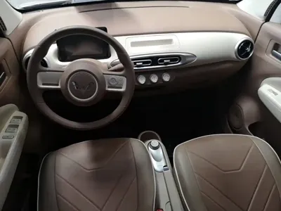 Wuling MINIEV