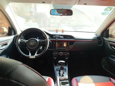 Kia KX