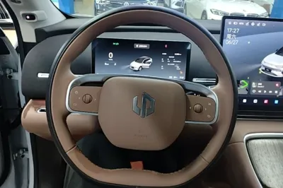 Leapmotor C11