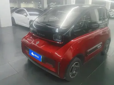 Baojun E300
