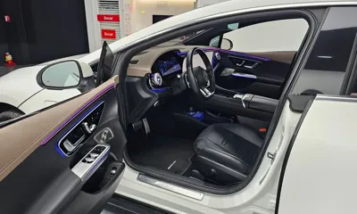 Mercedes-Benz EQE