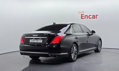 Genesis EQ900