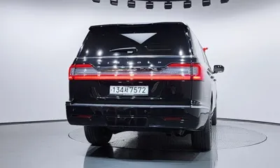 Lincoln Navigator