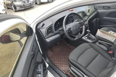 Hyundai Elantra (6th Generation