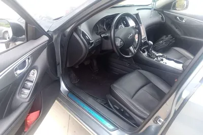 Infiniti Q50L