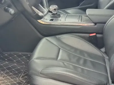 Hongqi Hongqi H5