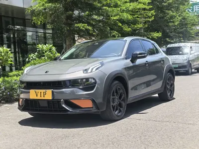 Lynk & Co 02