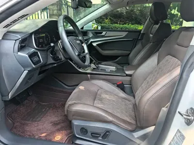 Audi A7L