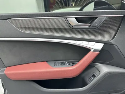 Audi A7L