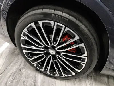 Nio ES8