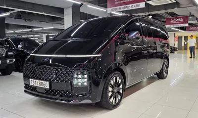 Hyundai Staria