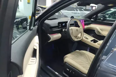 Nio EC6