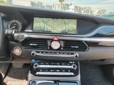 Genesis EQ900