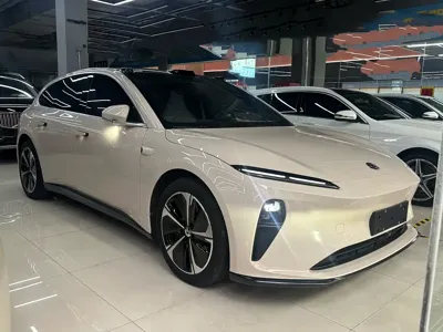Nio ET5T