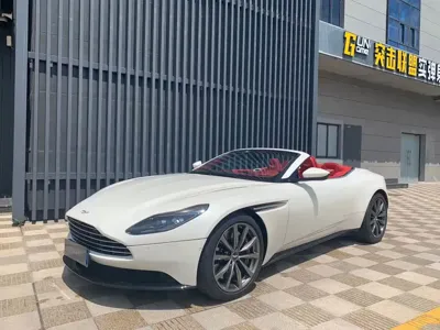Aston Martin DB11
