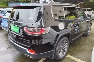Jeep Grand Commander