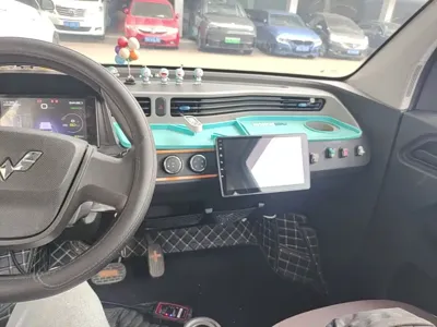Wuling MINIEV