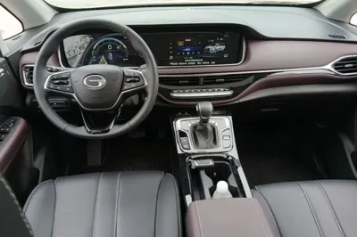 GAC Trumpchi M6
