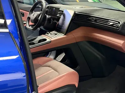 Nio EC6