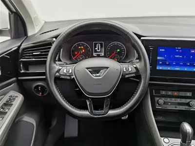 Jetta VS5