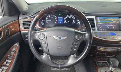 Hyundai Genesis