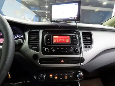 Kia Carens