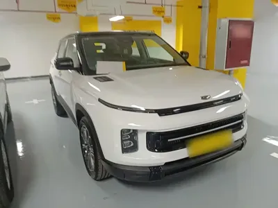 Geely ICON