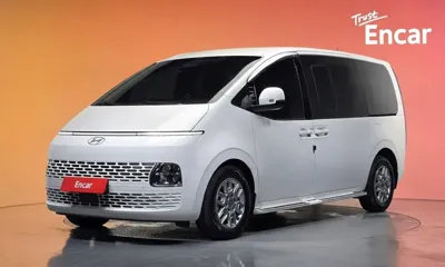 Hyundai Staria