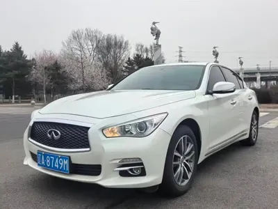 Infiniti Q50L