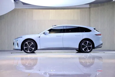 Nio ET5T