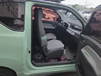 Wuling MINIEV