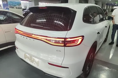 Geely Galaxy E5
