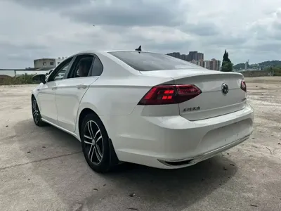 Volkswagen Lamando