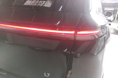 Li Auto L7