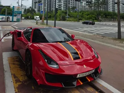 Ferrari 488
